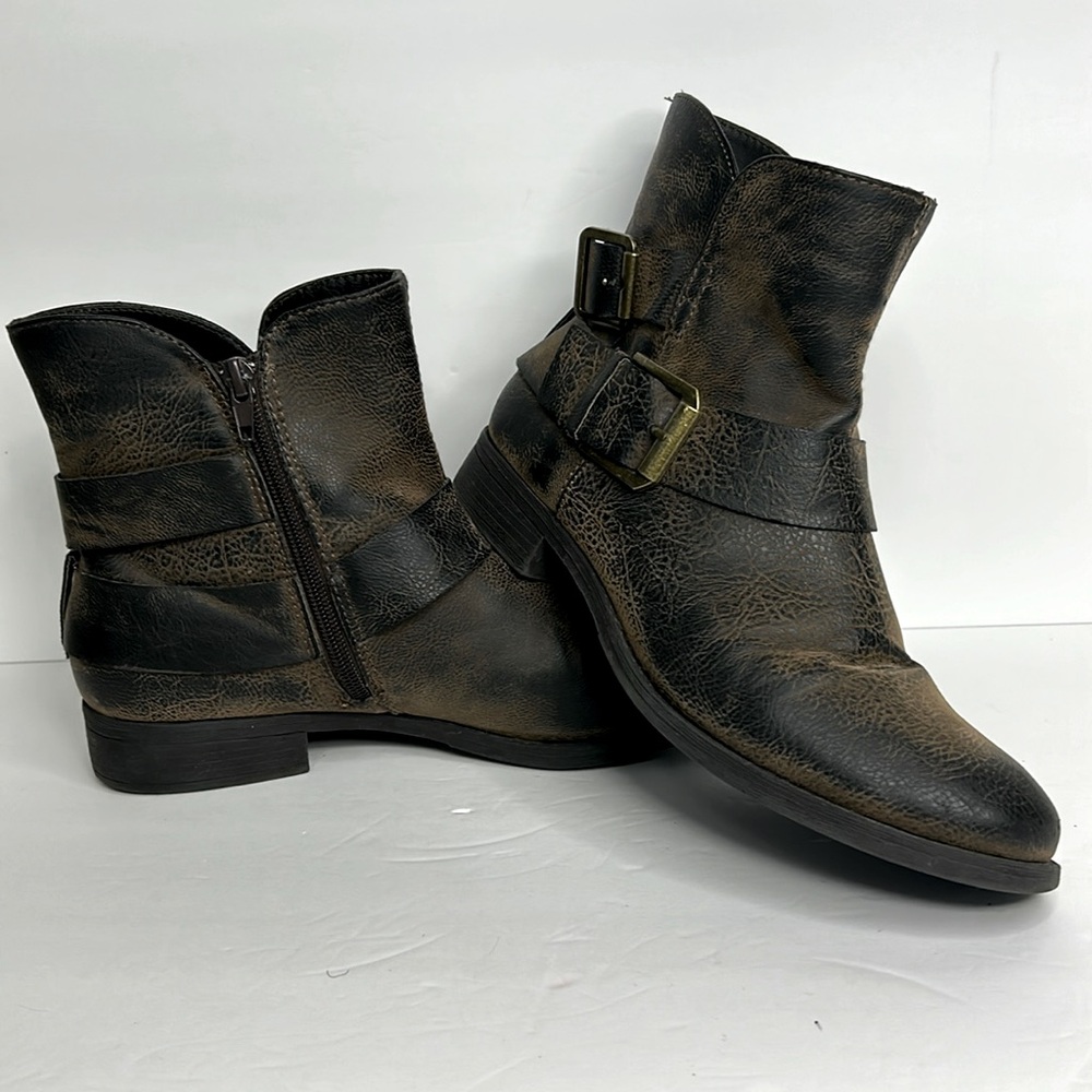 Women’s ankle boots